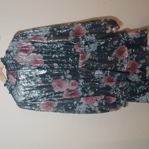 Crystal Doll Green Metallic Dress - Picture 5 of 8